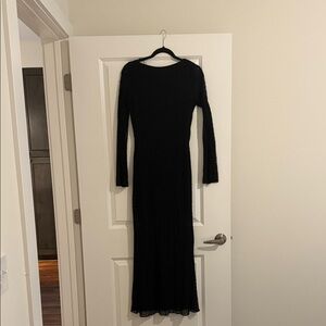 Zara Classic Black Long Sleeve Dress
